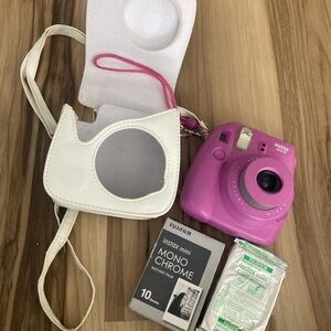 Fuji Instax Mini 8 Fujifilm Instant Film Polaroid Camera Pink W/ white Case